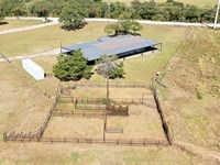 Country Living, City Convenience : Navasota : Brazos County : Texas
