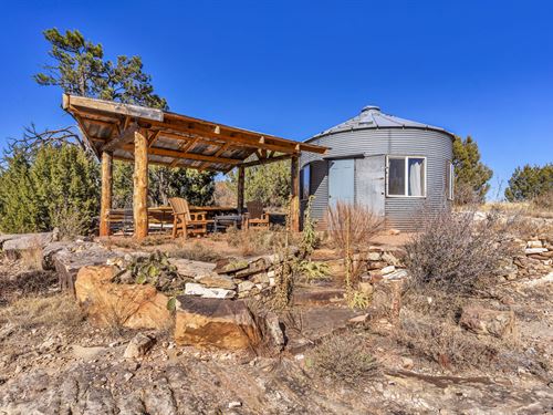 Rimcrest on St Charles River : Pueblo : Colorado