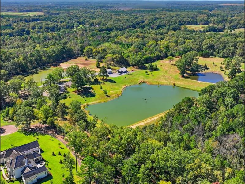 17.67 Acres with a Home in Madison : Ridgeland : Madison County : Mississippi