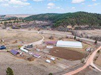 Hanssen-Melvin Horse Facility : Hermosa : Custer County : South Dakota