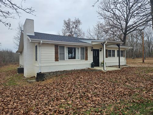 Spacious Home with Barn & Shop : Mountain View : Texas County : Missouri