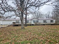 Home & Acreage for Sale in MO : Mountain View : Howell County : Missouri
