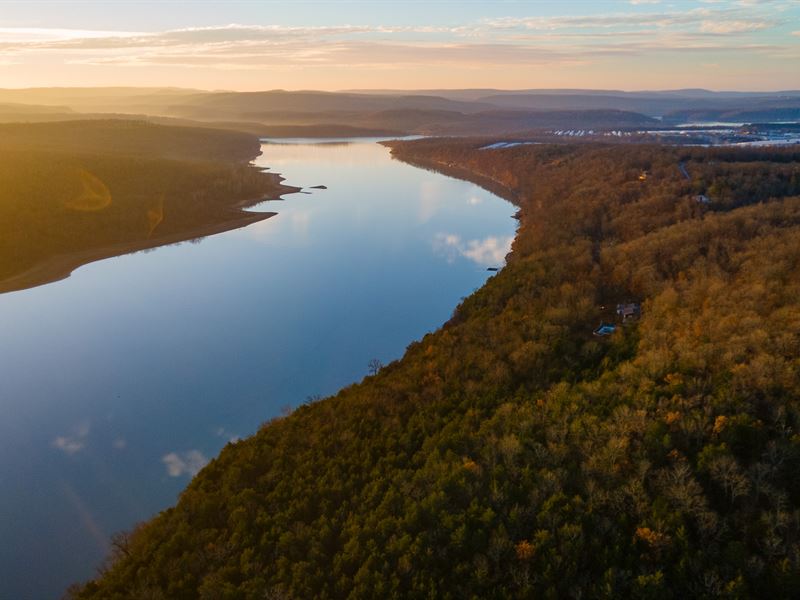 Illinois River/Tenkiller Lake Opp : Park Hill : Cherokee County : Oklahoma
