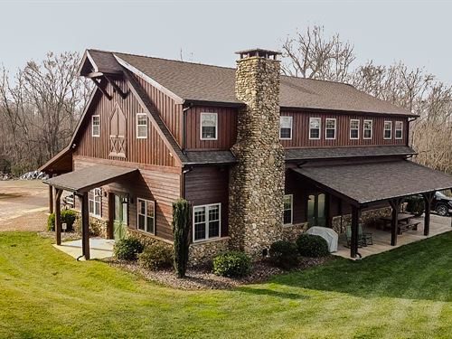 Big Oak Tree Farm : Mount Ulla : Rowan County : North Carolina