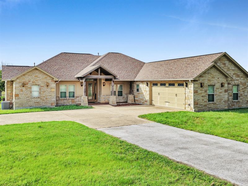 Real Estate Auction in Bertram, TX : Bertram : Burnet County : Texas