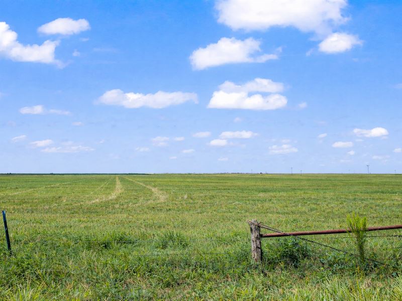 Unrestricted 10 Acres in Amarillo : Amarillo : Randall County : Texas