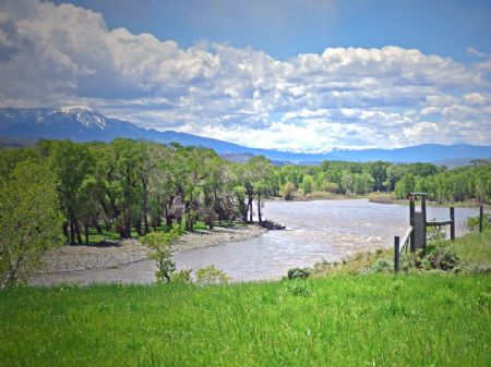 Engwis Ranch : Big Timber : Sweet Grass County : Montana
