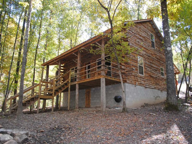 Cabin Adjoining Buffalo River : Harriet : Marion County : Arkansas
