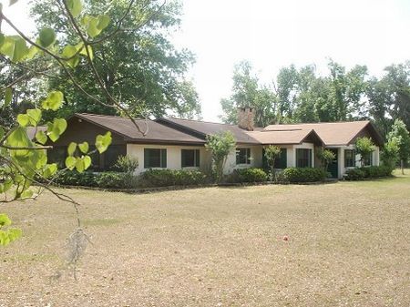 22 Acre Ranch with 2 Homes : Dade City : Pasco County : Florida